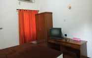 Kamar Tidur 5 Mbah Djo's Guest House Syariah