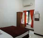 Bedroom 4 Mbah Djo's Guest House Syariah