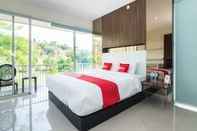 Kamar Tidur OYO 2001 Taman Dayu Villa Golf View