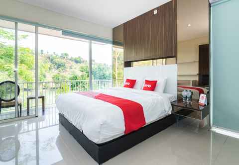 Bedroom OYO 2001 Taman Dayu Villa Golf View