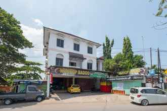 Luar Bangunan 4 OYO 1906 Zhafira Guest House Syariah