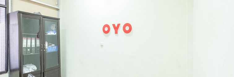 ロビー OYO 1906 Zhafira Guest House Syariah