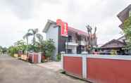 Bangunan 3 OYO 2187 HM Guest House