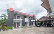 ภายนอกอาคาร 5 OYO 2187 HM Guest House