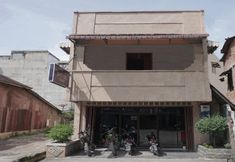 Exterior 5 OYO 2200 Hotel Gunung Sari