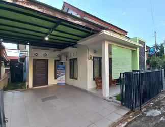 Bangunan 2 Clover Leaf Homestay Bontang