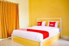 卧室 OYO 1927 The Village Syariah