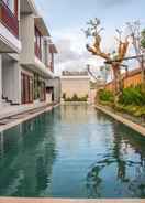 SWIMMING_POOL Legian Bisma Suite