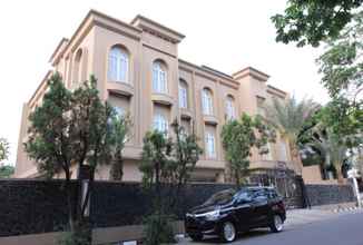 Exterior 4 MBC Residence