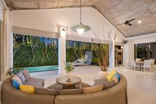 Common Space Villa Casabola