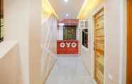 Lobi 4 OYO 257 Jrja Suites