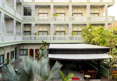 Exterior 5 Reveal Courtyard in Reveal Angkor