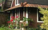 Bangunan 6 Tempuran Hills Family Villa 1