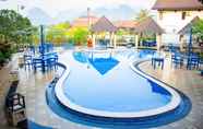 Swimming Pool 2 Vang Vieng Diamond Resort