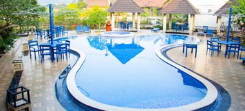 สระว่ายน้ำ 2 Vang Vieng Diamond Resort