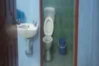 Toilet Kamar Mawanza Motel 