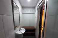 Toilet Kamar Sriwijaya Hotel