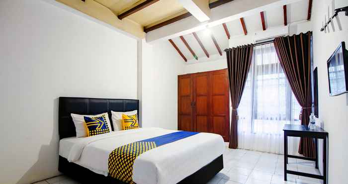 Kamar Tidur SPOT ON 2107 Ijo Pupus Syariah Residence