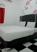 BEDROOM SPOT ON 2362 Wisma Ria