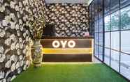 Lobi 6 OYO 2361 Hotel Winston