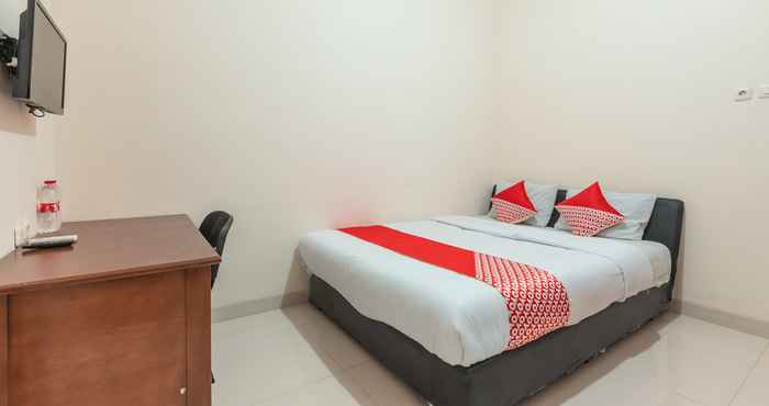 Bedroom OYO 2364 Cempaka Harapan Indah