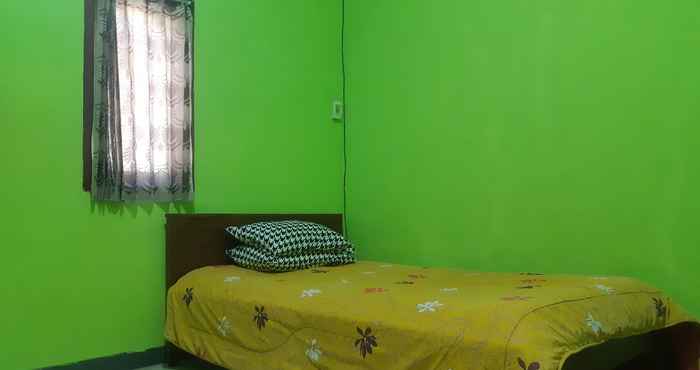 Bedroom OYO 2365 Griya Kost Mendut