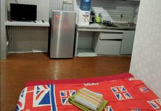 침실 5 Jardin Apartemen by Tempat Singgah