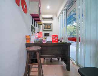 Lobi 2 OYO 89850 Mutiara Motel