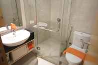 In-room Bathroom Apatel The Mansion Gloria 35 A1