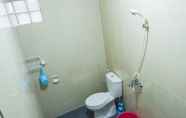 In-room Bathroom 7 Sakinah Homestay Syariah