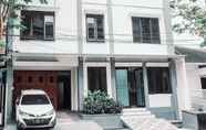 Exterior 7 Griya Shanta 306 Syariah