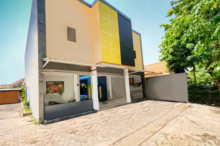 Oyo 2355 Kendal Residence In Kendal City Center Kendal Central Java