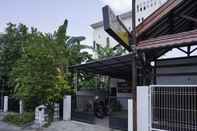 Exterior SPOT ON 2479 Berkah Residence Syariah