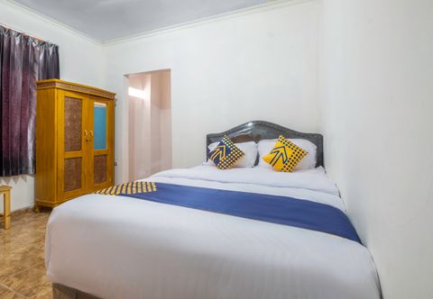 Bedroom SPOT ON 2412 Mandala Residence