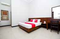 Kamar Tidur OYO 2436 Hotel Kencana