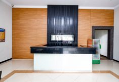Lobi 7 Super OYO 2436 Hotel Kencana