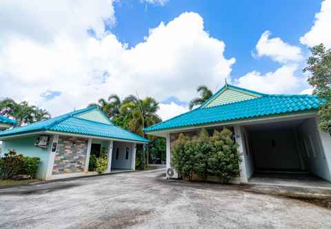 Lobby Khum Suk Resort