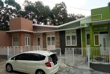 Bangunan Villa Arlanda 1 near BNS