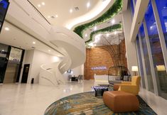Lobby 7 Luminor Hotel Purwokerto By WH