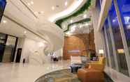 Sảnh chờ 7 Luminor Hotel Purwokerto By WH