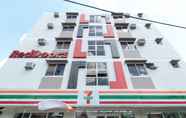 Bangunan 5 RedDoorz near C5 Kalayaan Avenue Makati