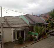 Nearby View and Attractions 6 Villa Batu Safir - 4 Bedroom