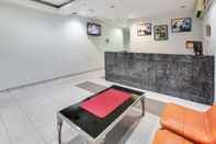 Lobi OYO 89615 T Family Hotel