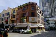 Bangunan OYO 89652 Bjorn Boutique Hotel