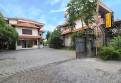 Exterior 4 SPOT ON 2426 Hotel Aget Jaya Ii