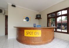 Exterior 5 SPOT ON 2426 Hotel Aget Jaya Ii