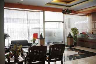 Lobby 4 OYO 2291 Hotel Bahagia