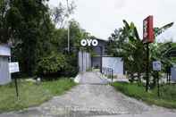 Exterior OYO 2493 Lotus Hotel Syariah