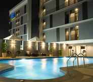 Swimming Pool 4 B2 Amata Nakorn Premier Hotel