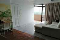 Lobby Waterfront View Riverbank Suites 2BR 2FREE By Natol Homestay